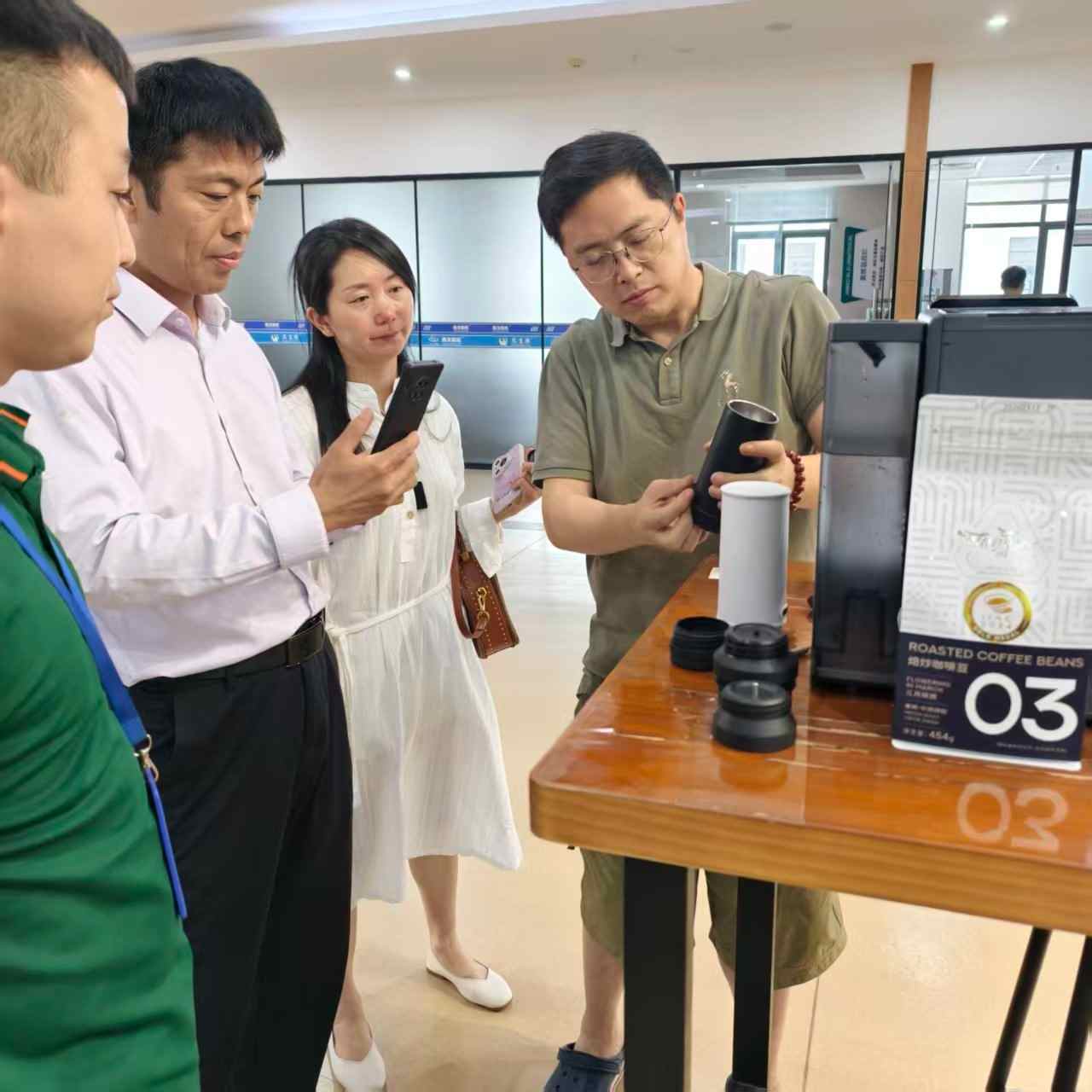 Onye ahịa nleta Seaver Maka igwe kọfị Capsule SV837 SV835 yana nyocha kọfị ọhụrụ ebugharị SV610